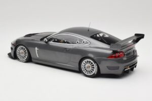 Jaguar XKR GT3 Grey Metallic Minichamps 1:18 150081390 Metall — Bild 5 von 6