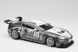 Jaguar XKR GT3 Quaife #33 P. Hall FIA GT3 Championship 2008 Minichamps 1:18 150081333 Metall — Bild 4 von 6