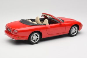 Jaguar XKR X100 Rot Maisto 1:18 50330 Metall — Bild 3 von 8