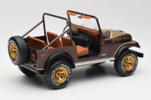 Jeep CJ-7 Golden Eagle Grün MCG 1:18 MCG18109 Metall — Bild 2 von 6