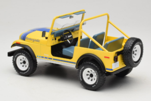 Jeep CJ-7 Renegade Gelb MCG 1:18 MCG18552 Metall — Bild 5 von 6