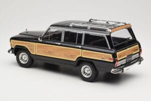 Jeep Grand Wagoneer Schwarz KK-Scale 1:18 KKDC181113 Metall — Bild 5 von 6