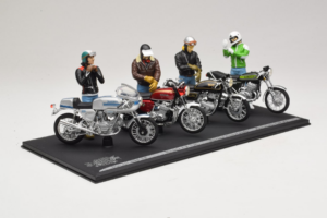 Joe Bar Team Sammlung mit Figuren Solido 1:18 5008 Metall — Bild 2 von 4