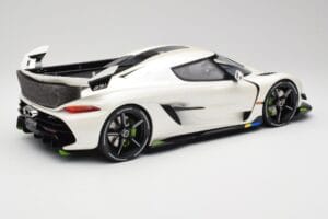 Koenigsegg Jesko Attack Crystal White Pearl GT Spirit 1:12 GT501 Resin — Bild 2 von 6