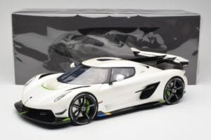 Koenigsegg Jesko Attack Crystal White Pearl GT Spirit 1:12 GT501 Resin — Bild 6 von 6