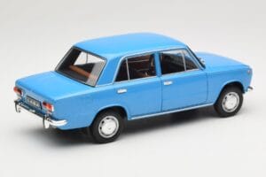Lada 1200 2101 Blau IXO 1:18 18CMC204OP Metall — Bild 3 von 8