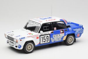 Lada 2105 VFTS #159 E. Tumalevicius 1000 Lakes Rally 1987 IXO 1:18 18RMC181B Metall