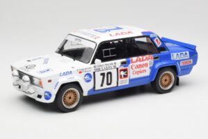 Lada 2105 VFTS #70 E. Tumalevicius 1000 Lakes Rally 1986 IXO 1:18 18RMC181A Metall