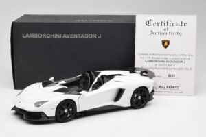 Lamborghini Aventador J Weiß AUTOart 1:18 74674 Metall — Bild 8 von 8