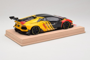Lamborghini Aventador Liberty Walk Infinite Schwarz Gelb Timothy & Pierre 1:18 REMC035 Metall — Bild 3 von 7