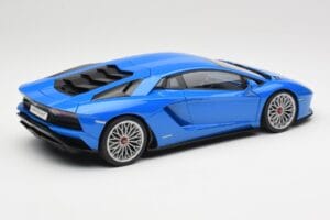 Lamborghini Aventador S LP740-4 Blue Nila AUTOart 1:18 79134 Metall — Bild 3 von 8