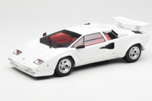 Lamborghini Countach LP500S Weiß Kyosho 1:18 08320E Metall