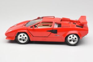 Lamborghini Countach Rot Bburago 1:18 3047-M1 Metall — Bild 4 von 8