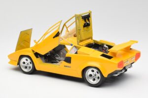 Lamborghini Countach Gelb Bburago 1:18 3037 Metall — Bild 5 von 8