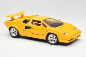Lamborghini Countach Gelb Bburago 1:18 3037 Metall — Bild 6 von 8