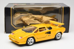 Lamborghini Countach Gelb Bburago 1:18 3037 Metall — Bild 8 von 8
