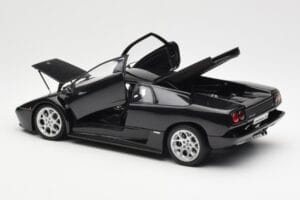 Lamborghini Diablo 6.0 Schwarz AUTOart 1:18 74528 Metall — Bild 5 von 8
