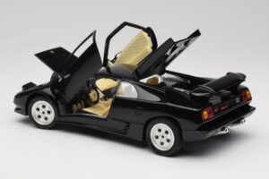 Lamborghini Diablo Schwarz Mira 1:18 6107 Metall — Bild 5 von 8