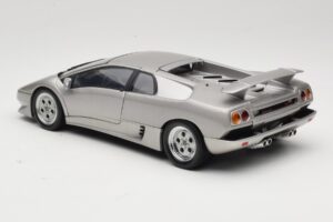 Lamborghini Diablo Silber AUTOart 1:18 70071 Metall — Bild 7 von 8