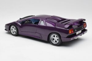 Lamborghini Diablo Jota Lila Maisto 1:18 50276 Metall — Bild 7 von 8