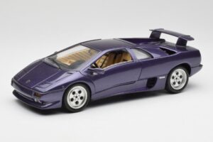 Lamborghini Diablo Lila Maisto 1:18 3028 Metall