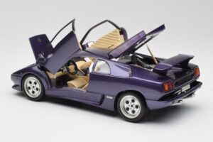 Lamborghini Diablo Lila Maisto 1:18 3028 Metall — Bild 5 von 8