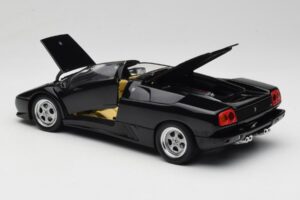 Lamborghini Diablo Roadster Schwarz AUTOart 1:18 70093-R1 Metall — Bild 6 von 10