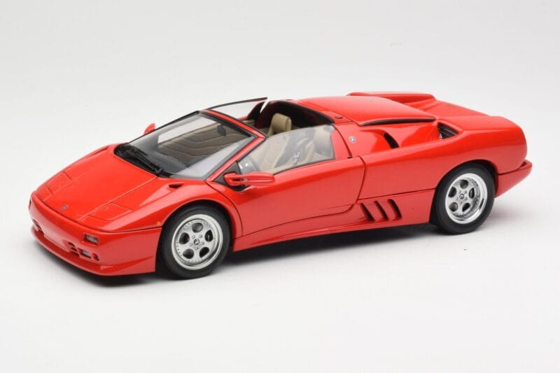 Lamborghini Diablo Roadster Rot AUTOart 1:18 70091 Metall