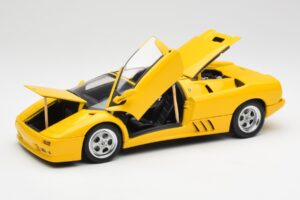 Lamborghini Diablo Roadster Gelb AUTOart 1:18 70092 Metall — Bild 2 von 8