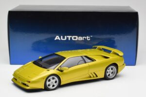 Lamborghini Diablo SE30 Anniversary Edition Gelb Spyder AUTOart 1:18 79157 Metall — Bild 8 von 8