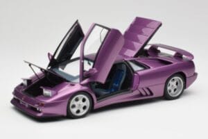Lamborghini Diablo SE30 Anniversary Edition Metallic Lila AUTOart 1:18 79158 Metall — Bild 2 von 8