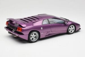 Lamborghini Diablo SE30 Anniversary Edition Metallic Lila AUTOart 1:18 79158 Metall — Bild 3 von 8