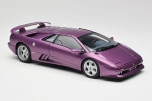 Lamborghini Diablo SE30 Anniversary Edition Metallic Lila AUTOart 1:18 79158 Metall — Bild 6 von 8
