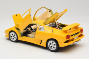 Lamborghini Diablo Gelb Bburago 1:18 3041-M2 Metall — Bild 5 von 8