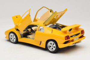Lamborghini Diablo Gelb Bburago 1:18 3041 Metall — Bild 5 von 8