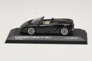 Lamborghini Gallardo LP560-4 Spyder Schwarz Minichamps 1:43 400103830 Metall