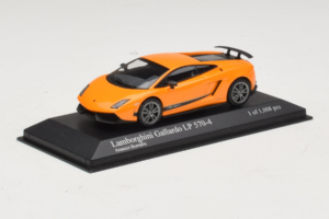 Lamborghini Gallardo LP570-4 Superleggera Orange Metallic Minichamps 1:43 400103841 Metall — Bild 2 von 5