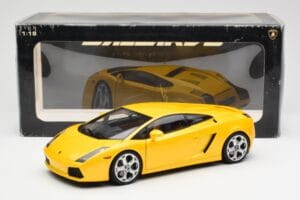 Lamborghini Gallardo Metallic Gelb AUTOart 1:18 74571 Metall — Bild 8 von 8
