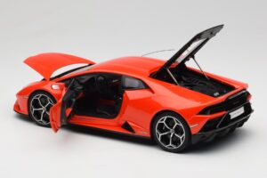 Lamborghini Huracan EVO Arancio Xanto AUTOart 1:18 79214 Komposit — Bild 5 von 8