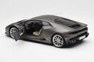 Lamborghini Huracan LP610-4 Grau AUTOart 1:18 74606 Komposit — Bild 5 von 8