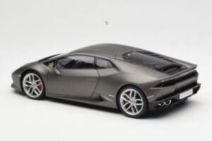Lamborghini Huracan LP610-4 Grau AUTOart 1:18 74606 Komposit — Bild 7 von 8