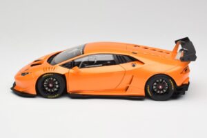 Lamborghini Huracan LP620-2 Super Trofeo Arancio Borealis Pearl Effect Orange AUTOart 1:18 81558 Metall — Bild 4 von 8