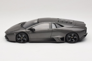 Lamborghini Reventon Matte Grey AUTOart 1:18 74591 Metall — Bild 4 von 8