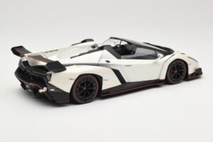 Lamborghini Veneno Roadster Weiß Mit Roter Linie Kyosho 1:18 C09502W Metall — Bild 2 von 6
