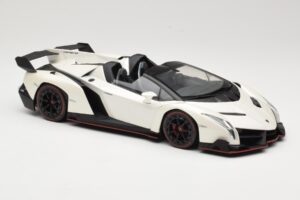 Lamborghini Veneno Roadster Weiß Mit Roter Linie Kyosho 1:18 C09502W Metall — Bild 4 von 6