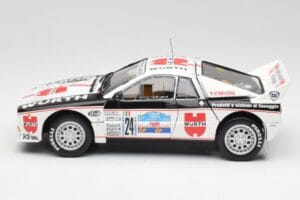 Lancia 037 #1 G. Cunico / E. Bartolich Targa Florio Winner 1983 Kyosho 1:18 08302H Metall — Bild 4 von 8
