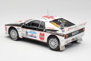 Lancia 037 #1 G. Cunico / E. Bartolich Targa Florio Winner 1983 Kyosho 1:18 08302H Metall — Bild 7 von 8