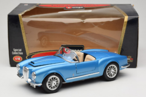 Lancia Aurelia B24 Spider Blau Bburago 1:18 3010-M1 Metall — Bild 8 von 8