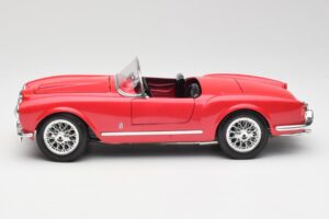 Lancia Aurelia B24 Spider Rot Bburago 1:18 3010 Metall — Bild 4 von 8