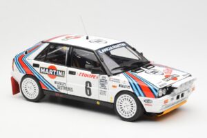 Lancia Delta HF 4WD #6 M. Biasion / T. Siviero Martini Rally Monte Carlo 1987 Kyosho 1:18 08960A Metall — Bild 6 von 8